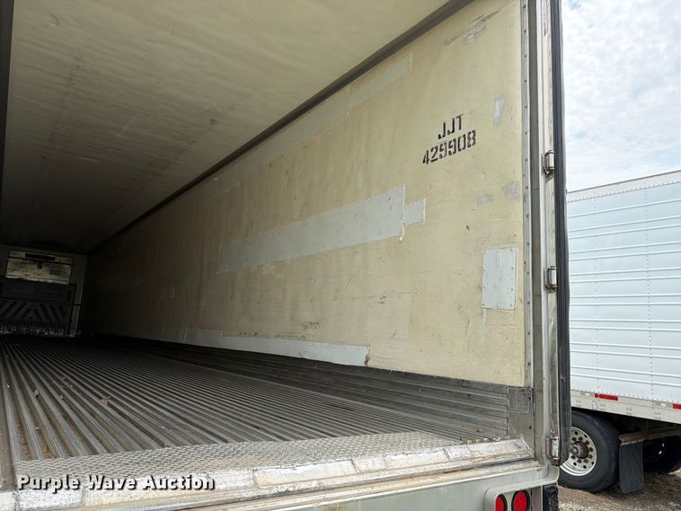 image for item FK3555 2005 Utility Trailer Manufacturer 3000R refrigerated van trailer