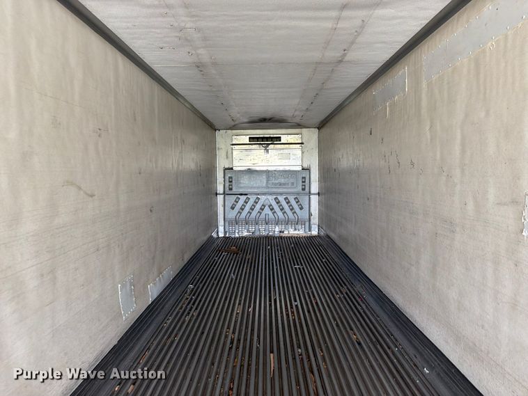 image for item FK3555 2005 Utility Trailer Manufacturer 3000R refrigerated van trailer