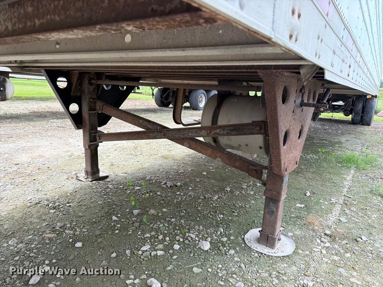 image for item FK3555 2005 Utility Trailer Manufacturer 3000R refrigerated van trailer
