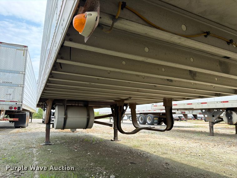 image for item FK3555 2005 Utility Trailer Manufacturer 3000R refrigerated van trailer