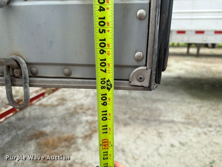 image for item FK3556 2005 Utility Trailer Manufacturer 3000R refrigerated van trailer
