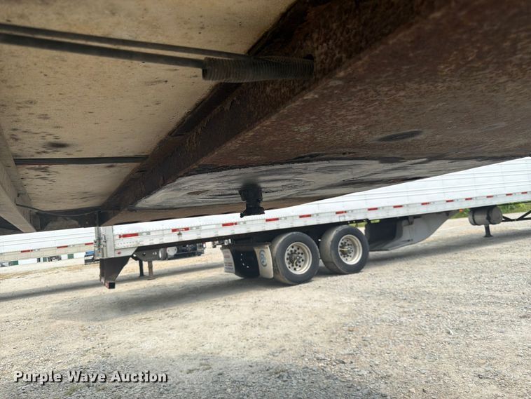 image for item FK3556 2005 Utility Trailer Manufacturer 3000R refrigerated van trailer