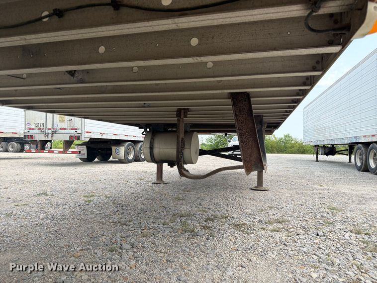 image for item FK3556 2005 Utility Trailer Manufacturer 3000R refrigerated van trailer