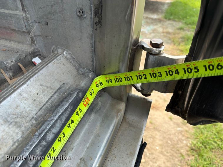 image for item FK3557 2013 Utility Trailer Manufacturer 3000R refrigerated van trailer