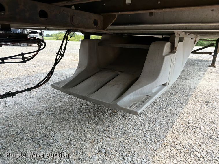 image for item FK3558 2013 Utility Trailer Manufacturer 3000R refrigerated van trailer