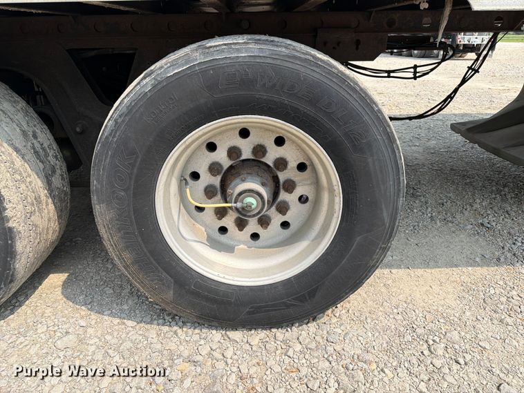 image for item FK3558 2013 Utility Trailer Manufacturer 3000R refrigerated van trailer