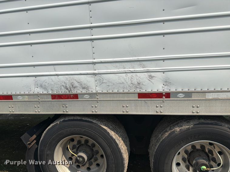 image for item FK3559 2013 Utility Trailer Manufacturer 3000R refrigerated van trailer