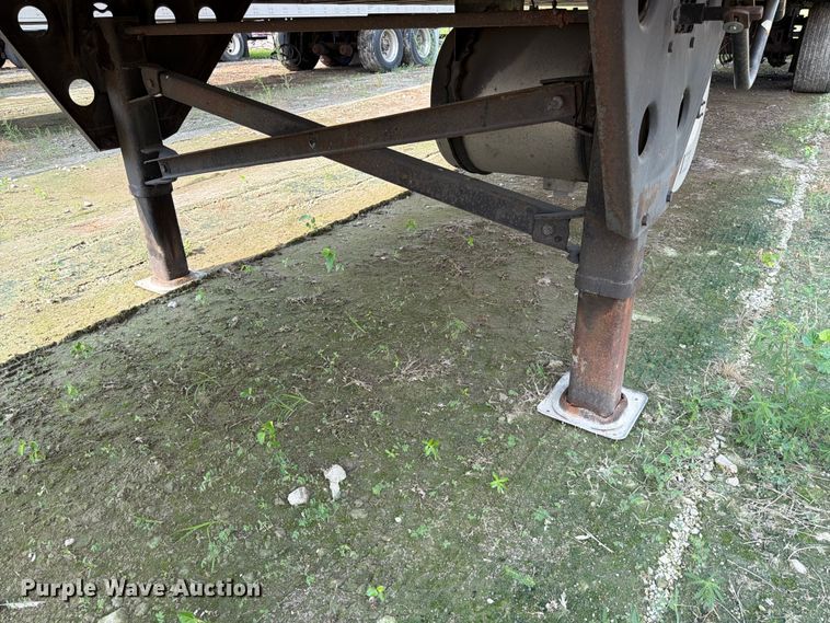 image for item FK3559 2013 Utility Trailer Manufacturer 3000R refrigerated van trailer