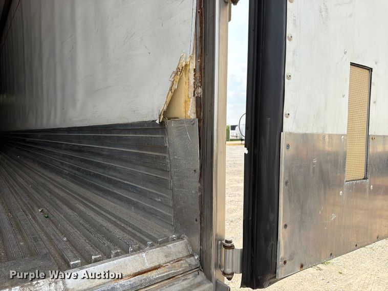 image for item FK3561 2013 Utility Trailer Manufacturer 3000R refrigerated van trailer