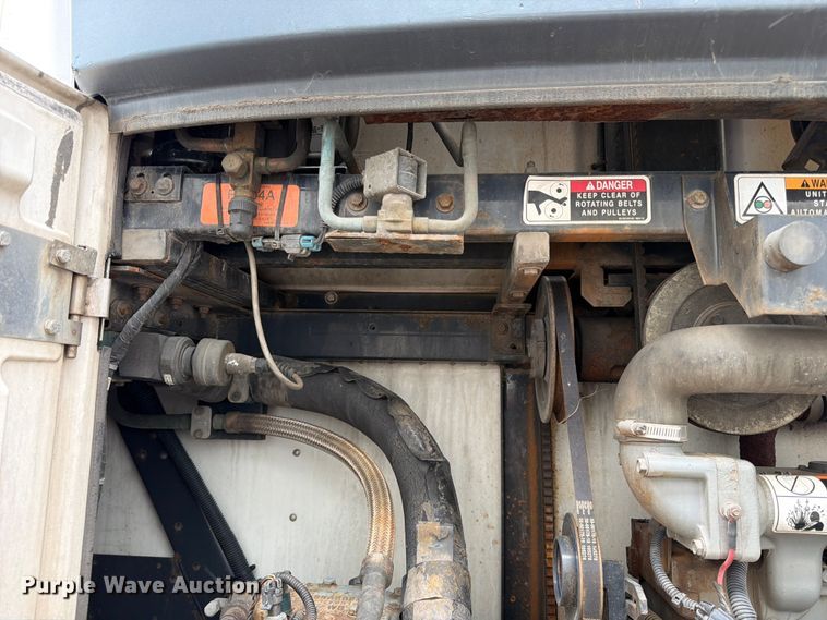 image for item FK3561 2013 Utility Trailer Manufacturer 3000R refrigerated van trailer