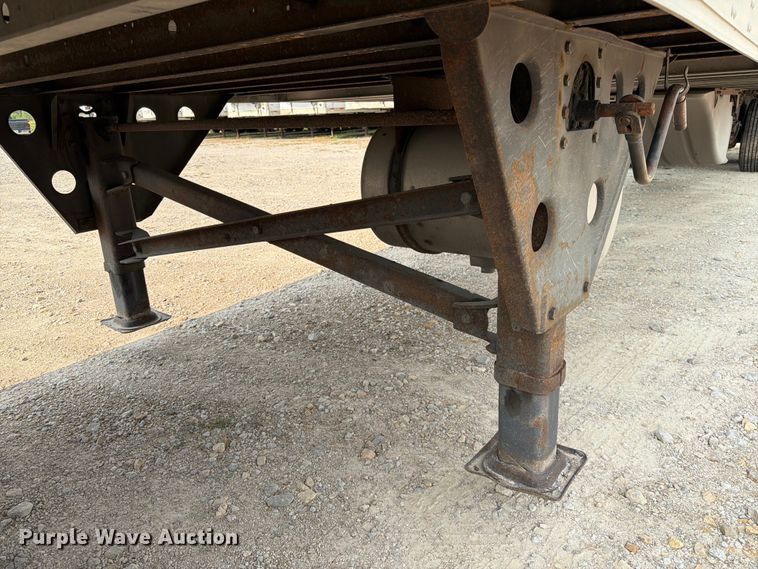 image for item FK3561 2013 Utility Trailer Manufacturer 3000R refrigerated van trailer