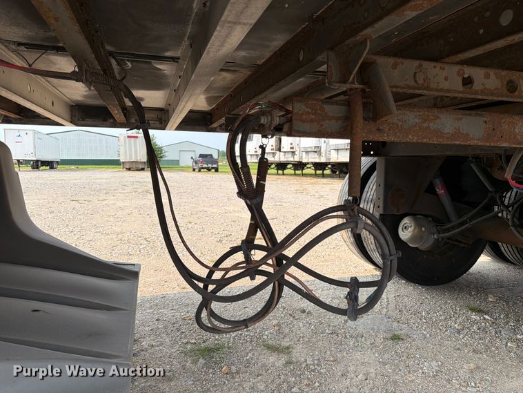 image for item FK3561 2013 Utility Trailer Manufacturer 3000R refrigerated van trailer
