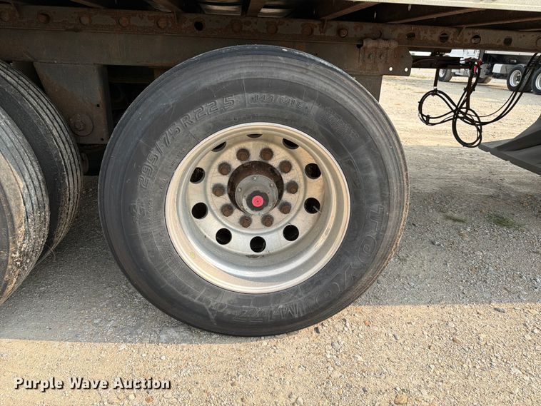 image for item FK3561 2013 Utility Trailer Manufacturer 3000R refrigerated van trailer