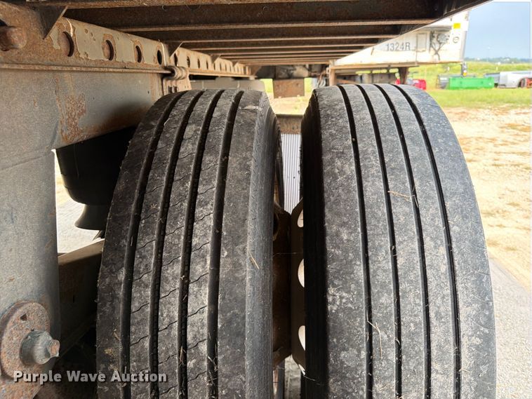 image for item FK3561 2013 Utility Trailer Manufacturer 3000R refrigerated van trailer