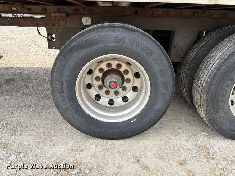 image for item FK3561 2013 Utility Trailer Manufacturer 3000R refrigerated van trailer
