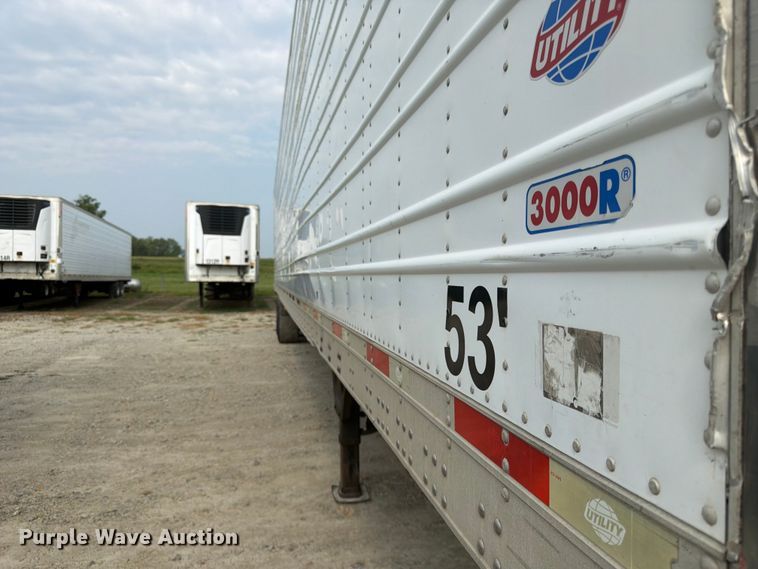 image for item FK3562 2013 Utility Trailer Manufacturer 3000R refrigerated van trailer