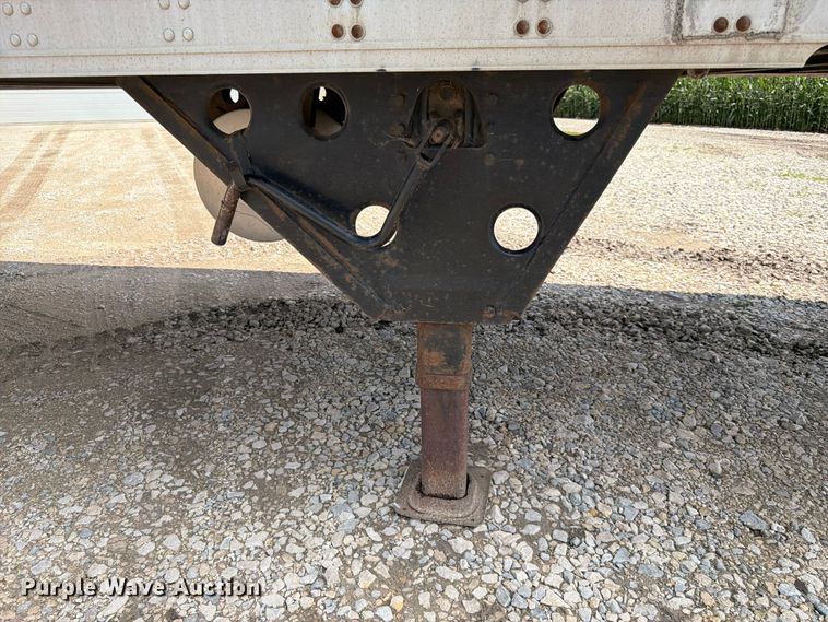 image for item FK3564 2009 Utility Trailer Manufacturer 3000R refrigerated van trailer