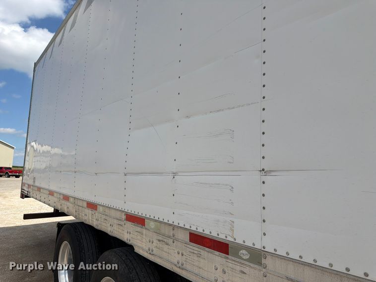 image for item FK3564 2009 Utility Trailer Manufacturer 3000R refrigerated van trailer