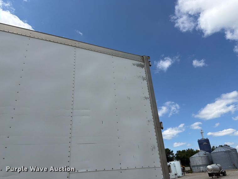 image for item FK3564 2009 Utility Trailer Manufacturer 3000R refrigerated van trailer