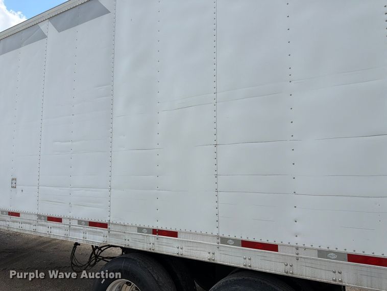 image for item FK3564 2009 Utility Trailer Manufacturer 3000R refrigerated van trailer