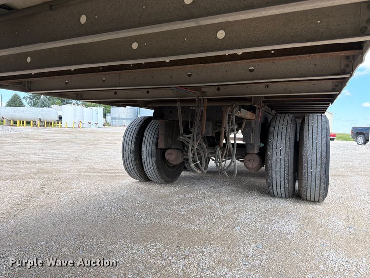 image for item FK3564 2009 Utility Trailer Manufacturer 3000R refrigerated van trailer