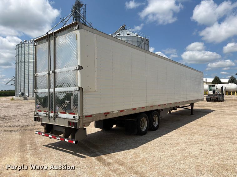 image for item FK3565 2013 Utility Trailer Manufacturer 3000R refrigerated van trailer