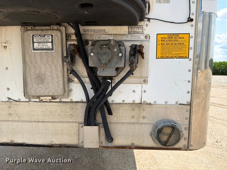 image for item FK3565 2013 Utility Trailer Manufacturer 3000R refrigerated van trailer