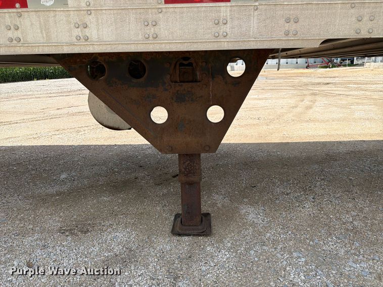 image for item FK3565 2013 Utility Trailer Manufacturer 3000R refrigerated van trailer