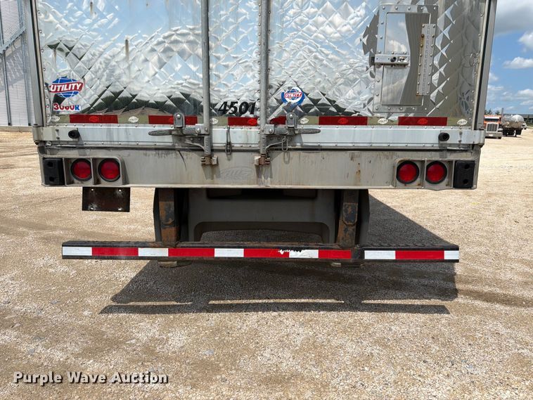 image for item FK3565 2013 Utility Trailer Manufacturer 3000R refrigerated van trailer