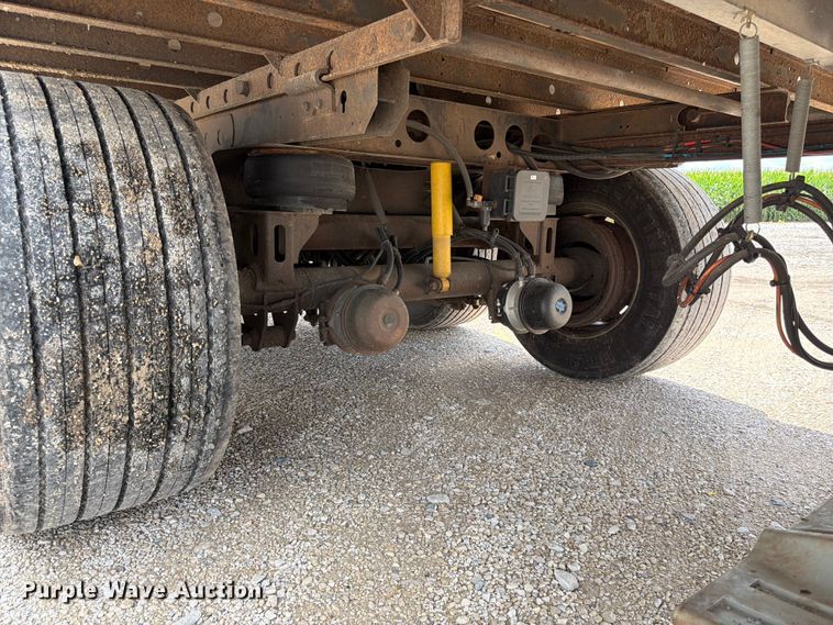 image for item FK3565 2013 Utility Trailer Manufacturer 3000R refrigerated van trailer