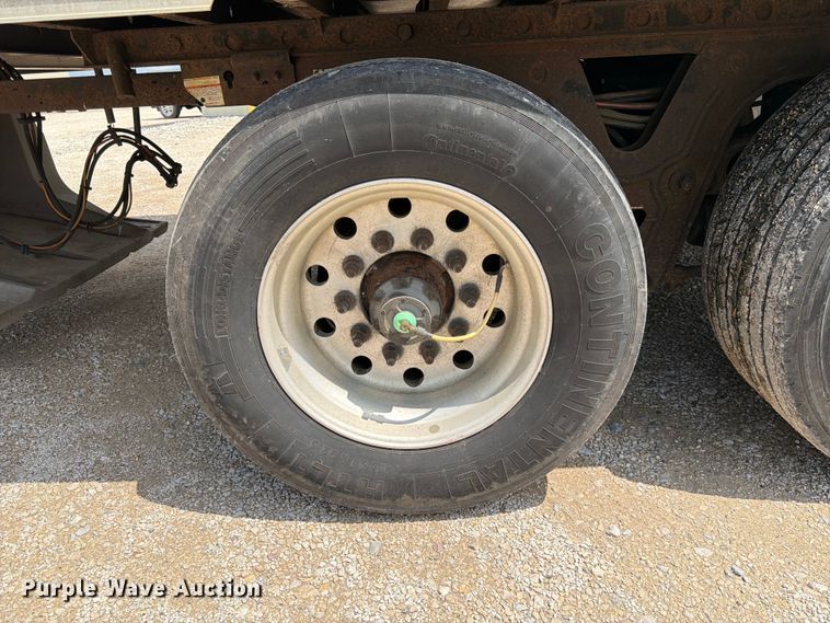 image for item FK3565 2013 Utility Trailer Manufacturer 3000R refrigerated van trailer