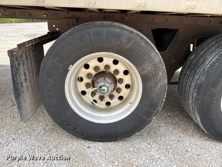 image for item FK3565 2013 Utility Trailer Manufacturer 3000R refrigerated van trailer