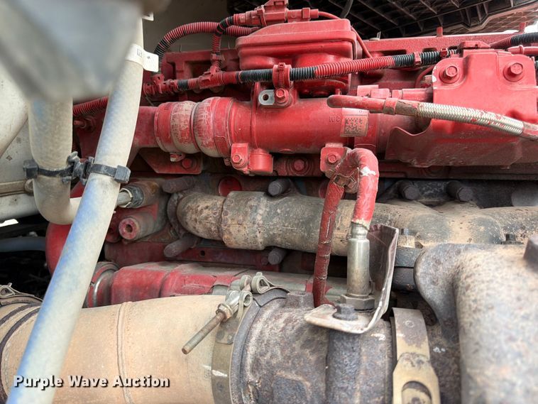 image for item FK3569 2019 Peterbilt 567 semi truck