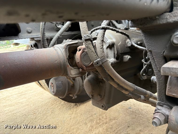 image for item FK3569 2019 Peterbilt 567 semi truck