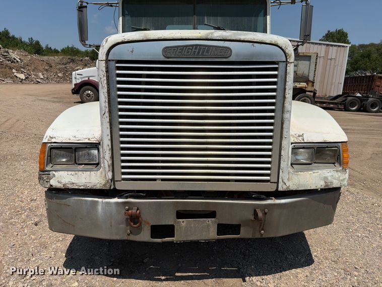 image for item FK4089 1996 Freightliner FLD 