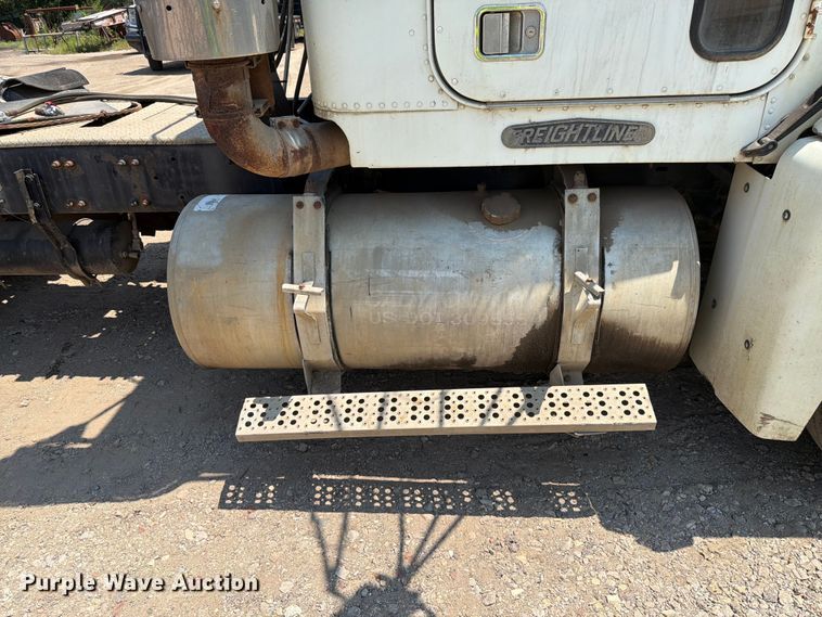image for item FK4089 1996 Freightliner FLD 
