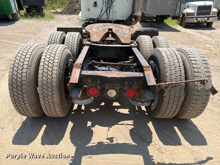 image for item FK4089 1996 Freightliner FLD 