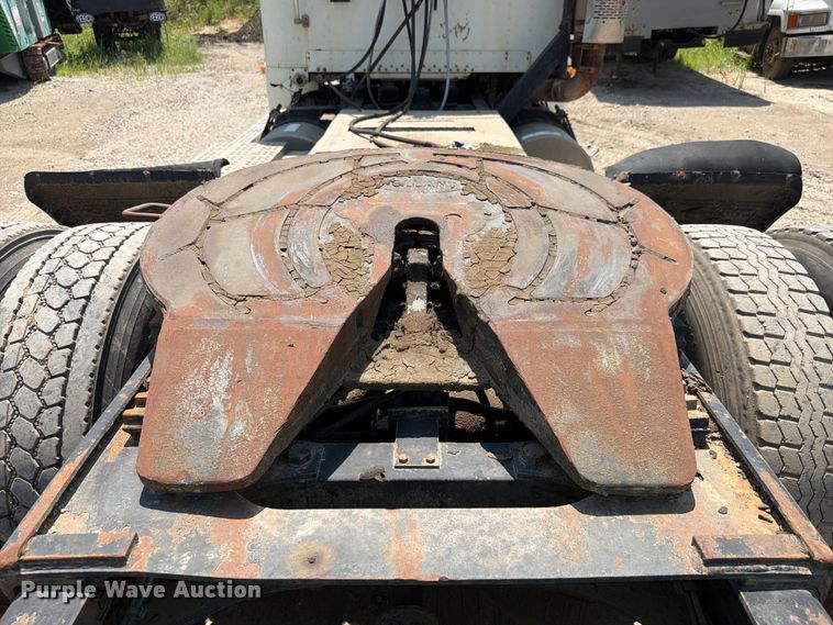 image for item FK4089 1996 Freightliner FLD 