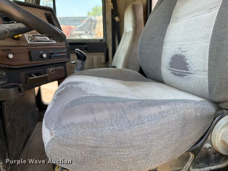 image for item FK4089 1996 Freightliner FLD 