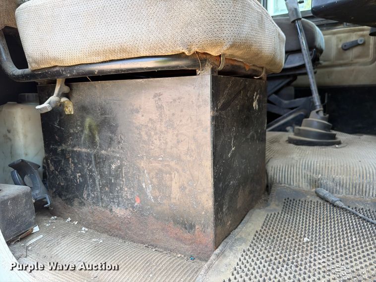image for item FK4089 1996 Freightliner FLD 