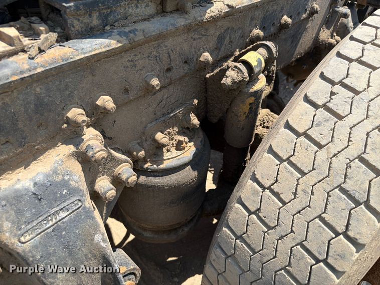 image for item FK4089 1996 Freightliner FLD 