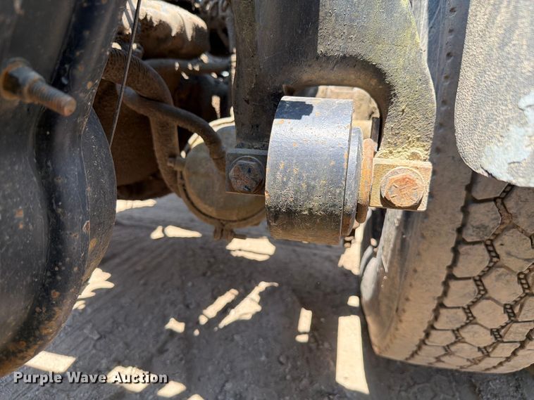 image for item FK4089 1996 Freightliner FLD 