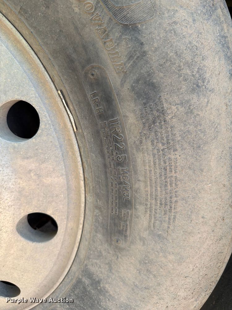 image for item FK4089 1996 Freightliner FLD 