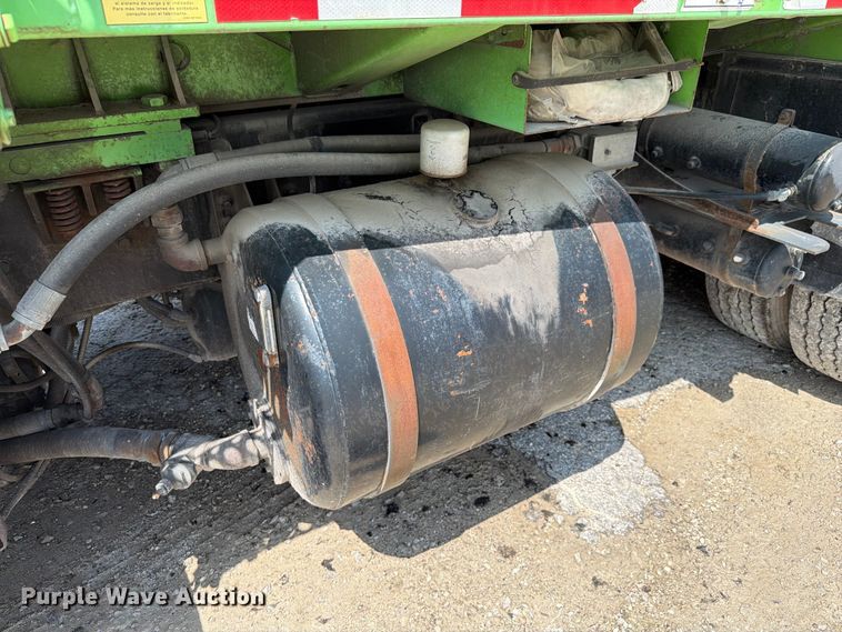 image for item FK4104 2009 Autocar WXLL refuse truck
