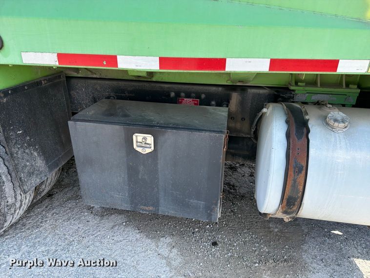image for item FK4104 2009 Autocar WXLL refuse truck