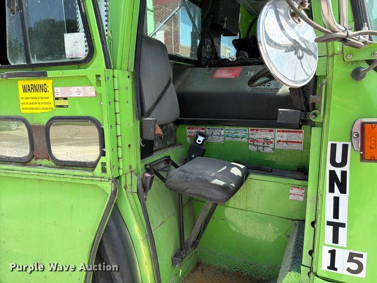 image for item FK4104 2009 Autocar WXLL refuse truck