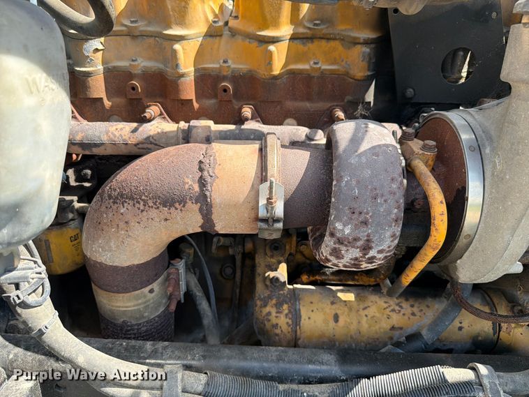 image for item FK4117 1996 Peterbilt 378 semi truck