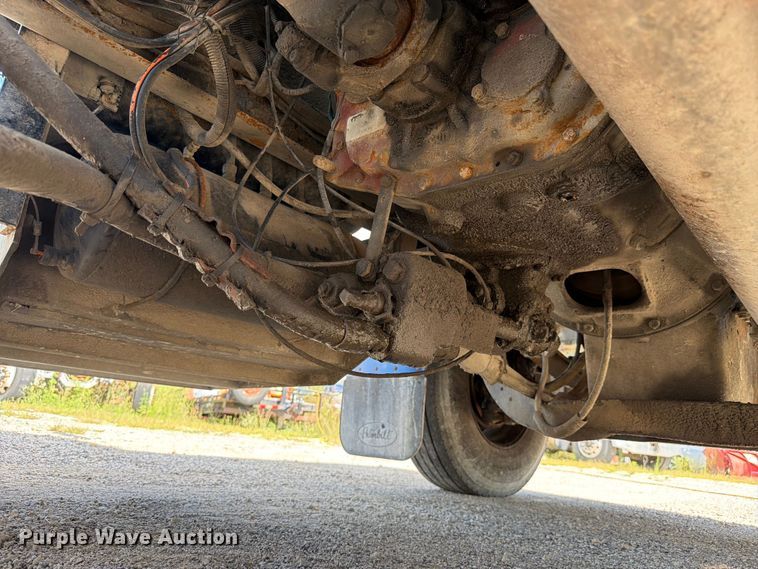 image for item FK4117 1996 Peterbilt 378 semi truck