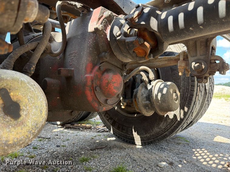 image for item FK4117 1996 Peterbilt 378 semi truck