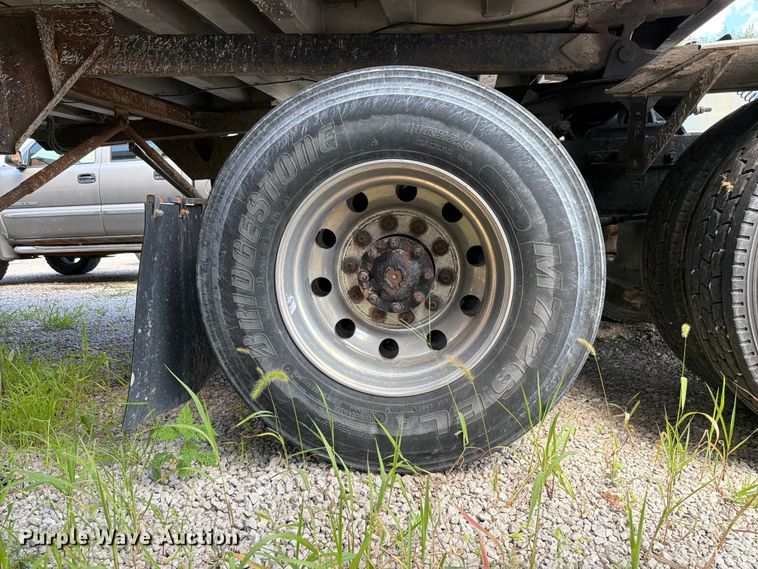 image for item FK4117 1996 Peterbilt 378 semi truck